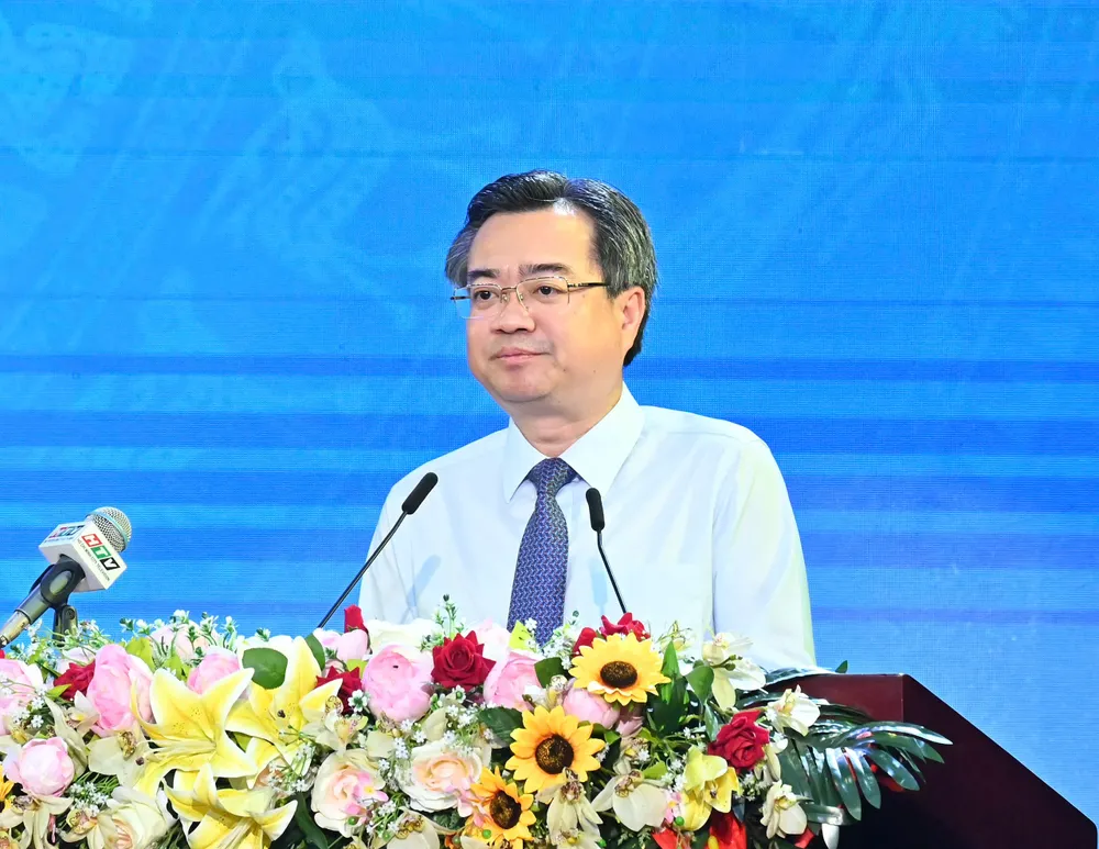 Phó Bí thư Thường trực Thành ủy TPHCM Nguyễn Thanh Nghị phát biểu tại hội nghị. Ảnh: VIỆT DŨNG 19-5. 12.jpg