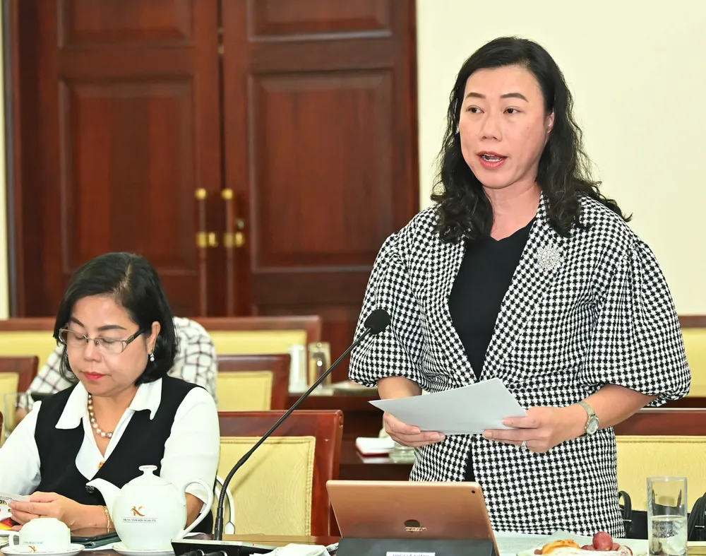 Phó Bí thư Thường trực Quận ủy quận Bình Thạnh Triệu Lệ Khánh phát biểu. Ảnh: VIỆT DŨNG 29-5. 6.jpg