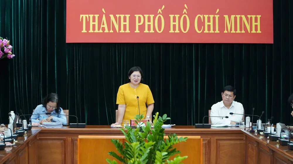 Trưởng Ban Tổ chức Thành ủy TPHCM Văn Thị Bạch Tuyết phát biểu kết luận hội nghị 10-6. 8.jpg