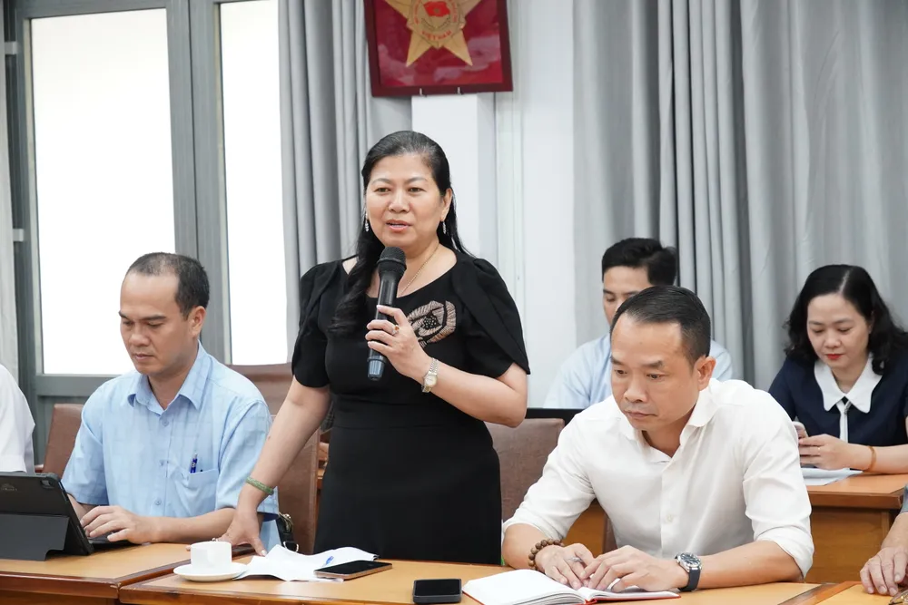 Phó Giám đốc Sở Nội vụ TPHCM Nguyễn Thị Hồng Thắm thông tin về hoạt động bộ máy chính quyền địa phương 2 cấp 6HH09765.JPG