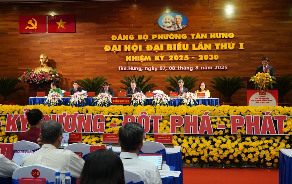 Đại hội Đảng bộ phường Tân Hưng lần thứ I, nhiệm kỳ 2025-2030 6HH01599.JPG