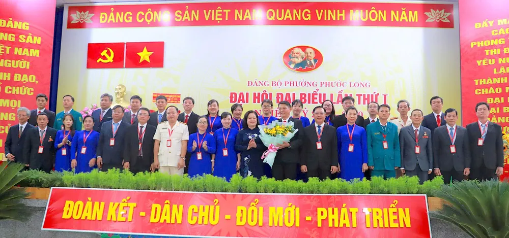 Ban Chấp hành Đảng bộ phường Phước Long nhiệm kỳ 2025-2030 ra mắt đại hội 15-8. Phước Long 2.jpg