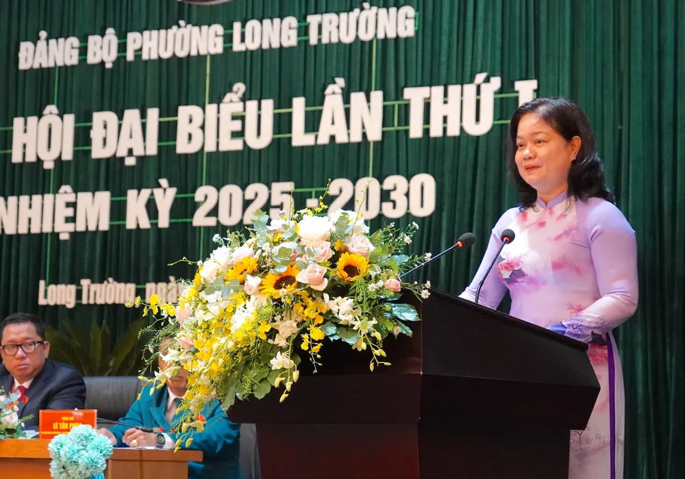 Đồng chí Nguyễn Thị Mỹ Hằng phát biểu chỉ đạo 12.JPG