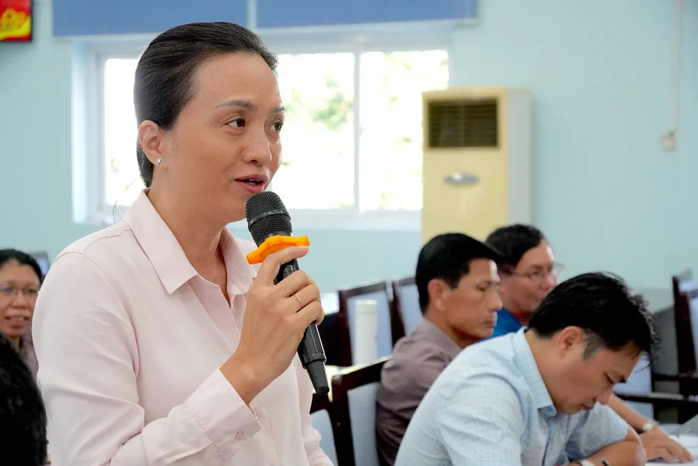 Đại diện Đảng bộ Công ty CP Tư vấn xây dựng điện 2 chia sẻ tại hội nghị D.JPG