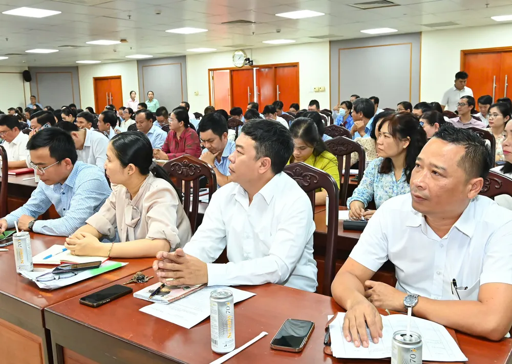 Các đại biểu dự hội nghị. Ảnh: VIỆT DŨNG 18-9. Ban Tổ chức 2.jpg