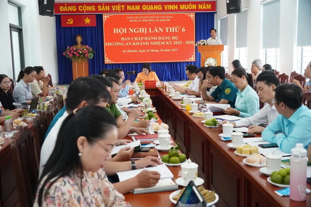 Quang cảnh hội nghị. Ảnh: PHƯƠNG UYÊN 6HH09285.JPG