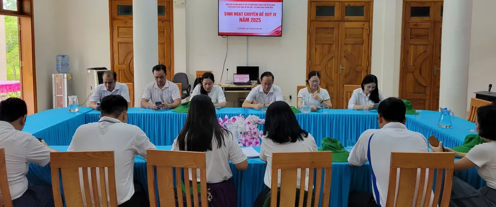Buổi sinh hoạt chuyên đề 3-10. 4.jpg