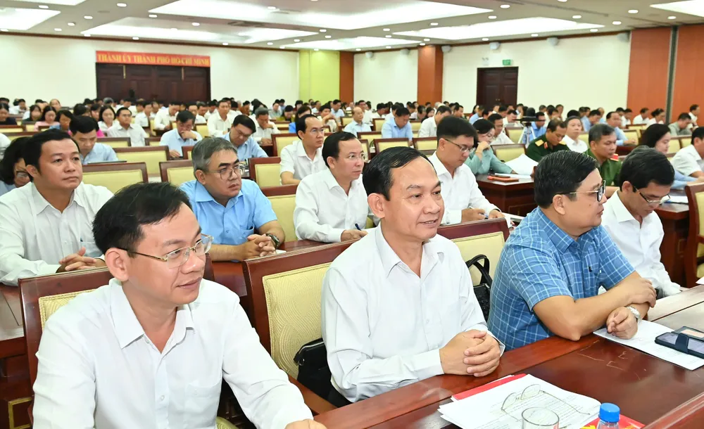 Các đại biểu dự hội nghị. Ảnh: VIỆT DŨNG 22-10. 4.jpg