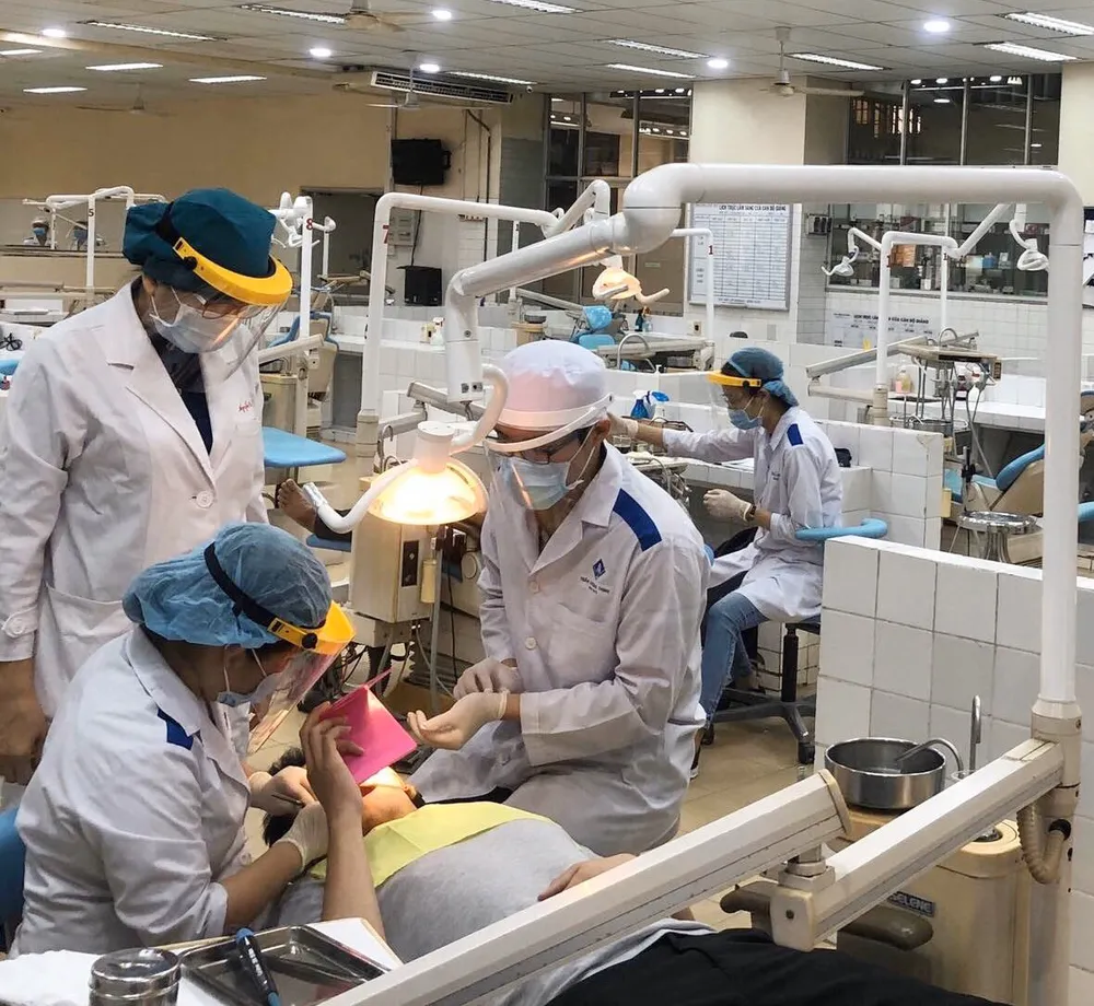 Ca F1 tiếp xúc với sinh viên Đại học Y Dược TPHCM có kết quả âm tính ảnh 1