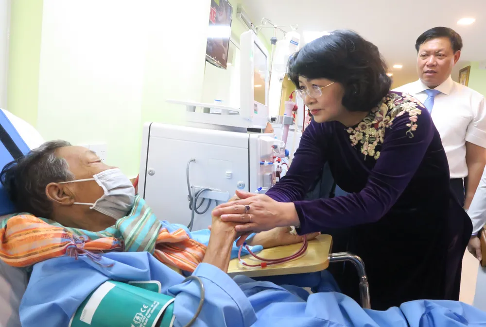 Bệnh viện Thống Nhất đón nhận nhiều danh hiệu cao quý ảnh 3 Bệnh viện Thống Nhất đón nhận nhiều danh hiệu cao quý ảnh 3