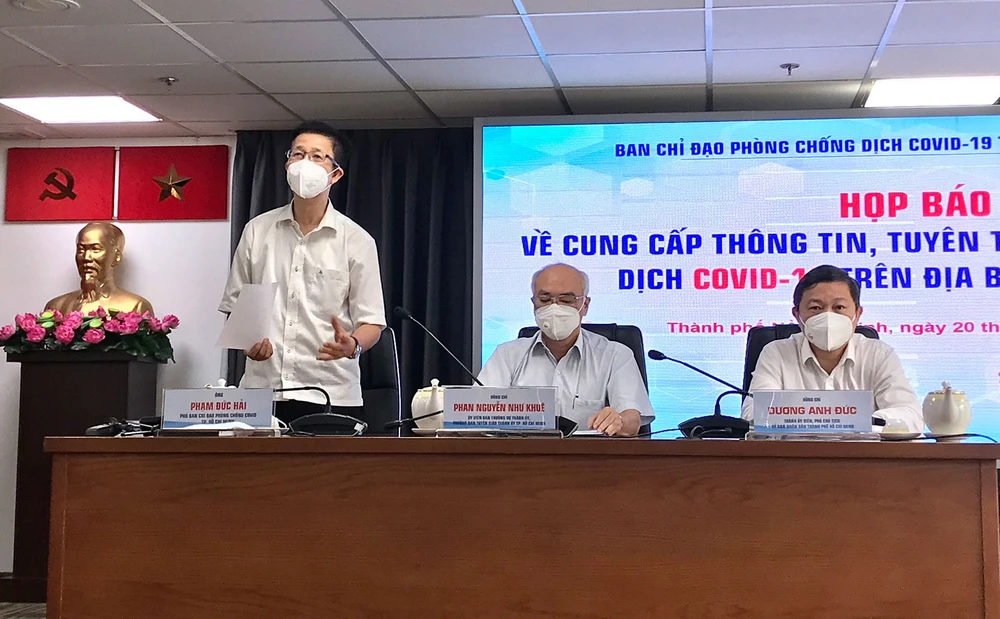 Phó Ban Chỉ đạo phòng chống dịch Covid-19 TPHCM Phạm Đức Hải thông tin tại buổi họp báo