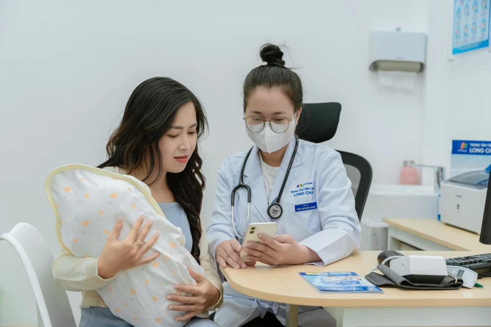 Sở Y tế TPHCM kiến nghị tiêm vaccine sởi cho trẻ em từ 6 đến dưới 9 tháng tuổi để bảo vệ trẻ