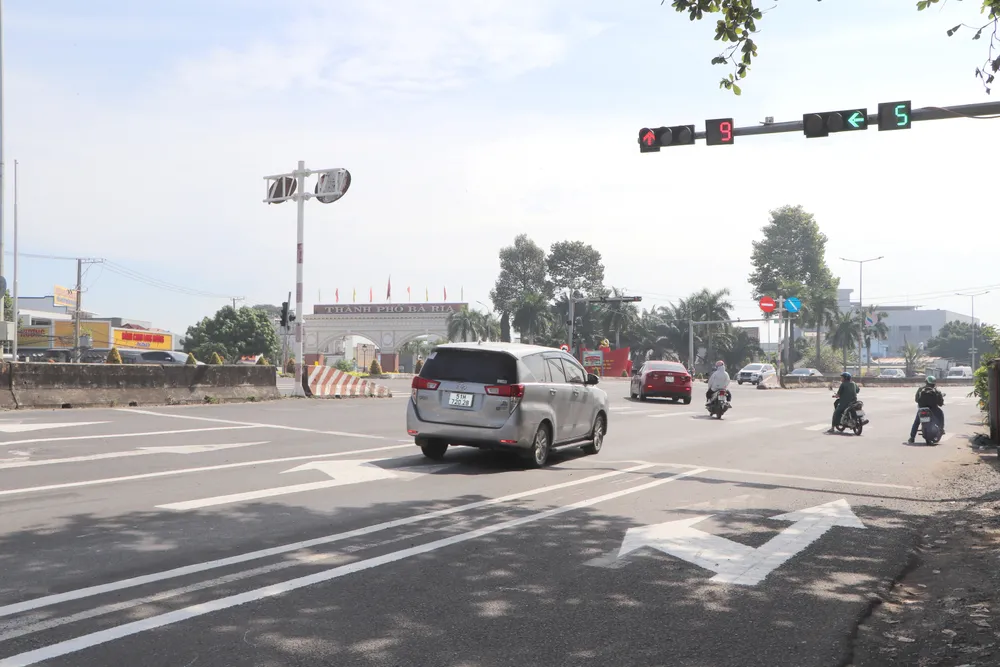 quay đầu đúng.jpg