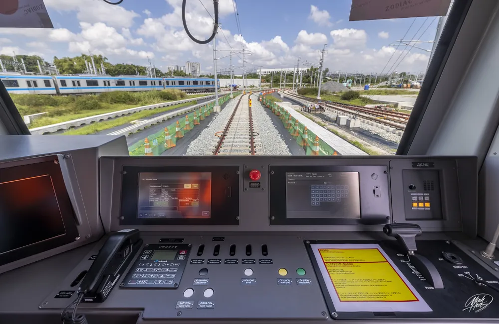 Chạy thử tàu Metro tuyến số 1 Bến Thành - Suối Tiên ảnh 4 Chạy thử tàu Metro tuyến số 1 Bến Thành - Suối Tiên ảnh 4