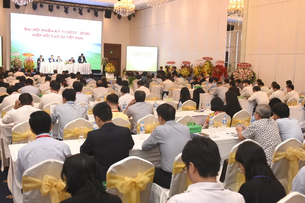 Quang cảnh hội nghị Quang cảnh hội nghị