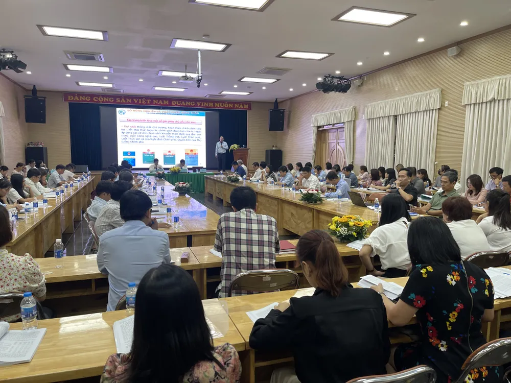 Hội thảo thu hút nhiều sở, ngành, viện, trường tham dự