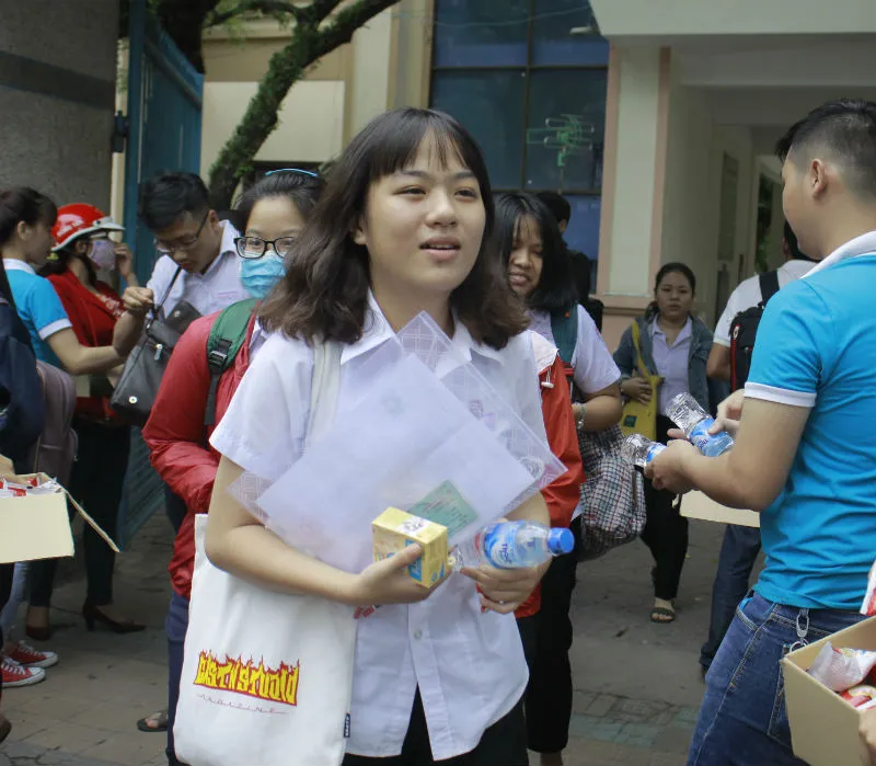 Quảng Ngãi: 40 thí sinh vắng thi môn khoa học tự nhiên ảnh 1