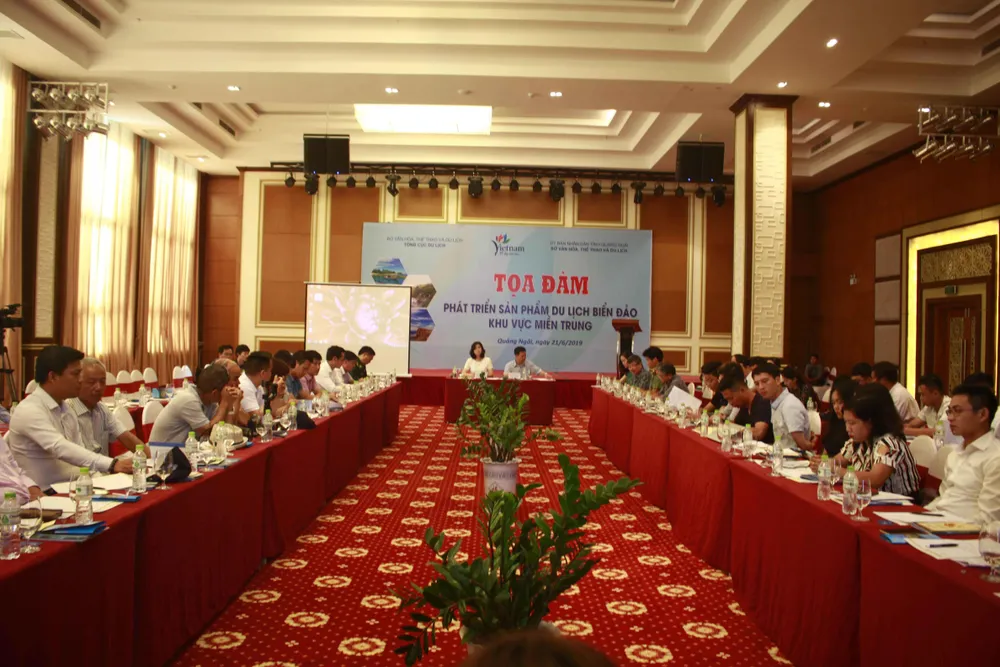 Hướng tới phát triển du lịch biển liên địa phương ở miền Trung ảnh 1 Hướng tới phát triển du lịch biển liên địa phương ở miền Trung ảnh 1