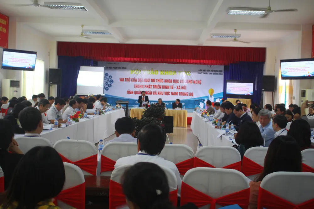 Đội ngũ trí thức khoa học và công nghệ đang góp phần phát triển đất nước ảnh 1 Đội ngũ trí thức khoa học và công nghệ đang góp phần phát triển đất nước ảnh 1