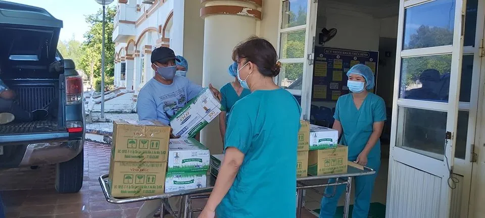 Cận cảnh Bệnh viện dã chiến ở Quảng Ngãi ảnh 17