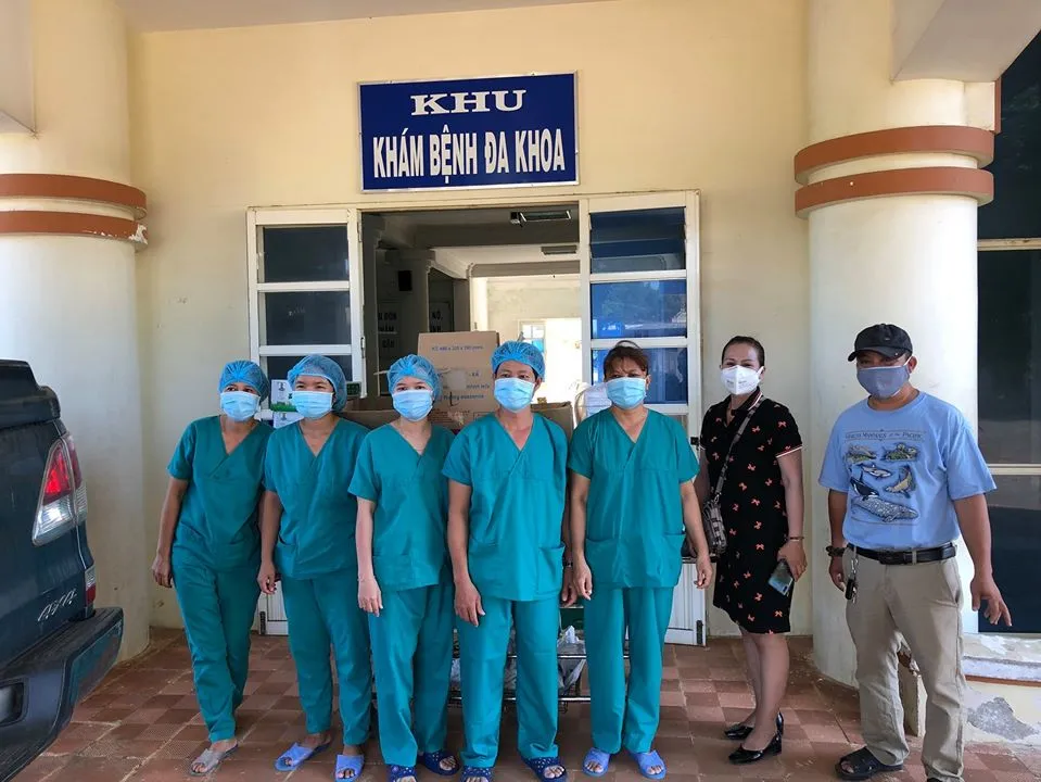 Cận cảnh Bệnh viện dã chiến ở Quảng Ngãi ảnh 18