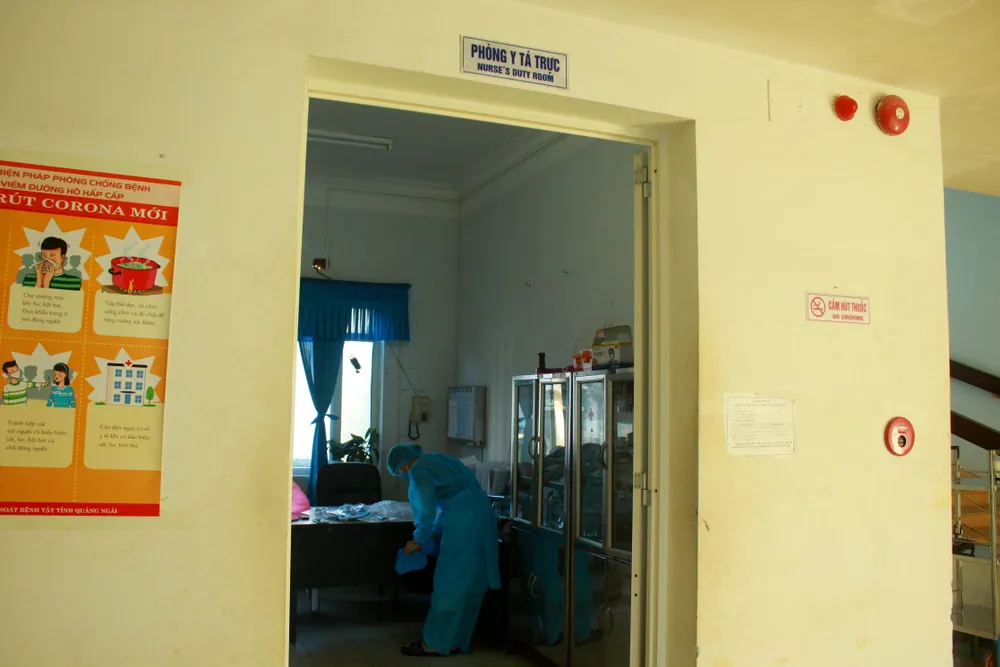 Cận cảnh Bệnh viện dã chiến ở Quảng Ngãi ảnh 8