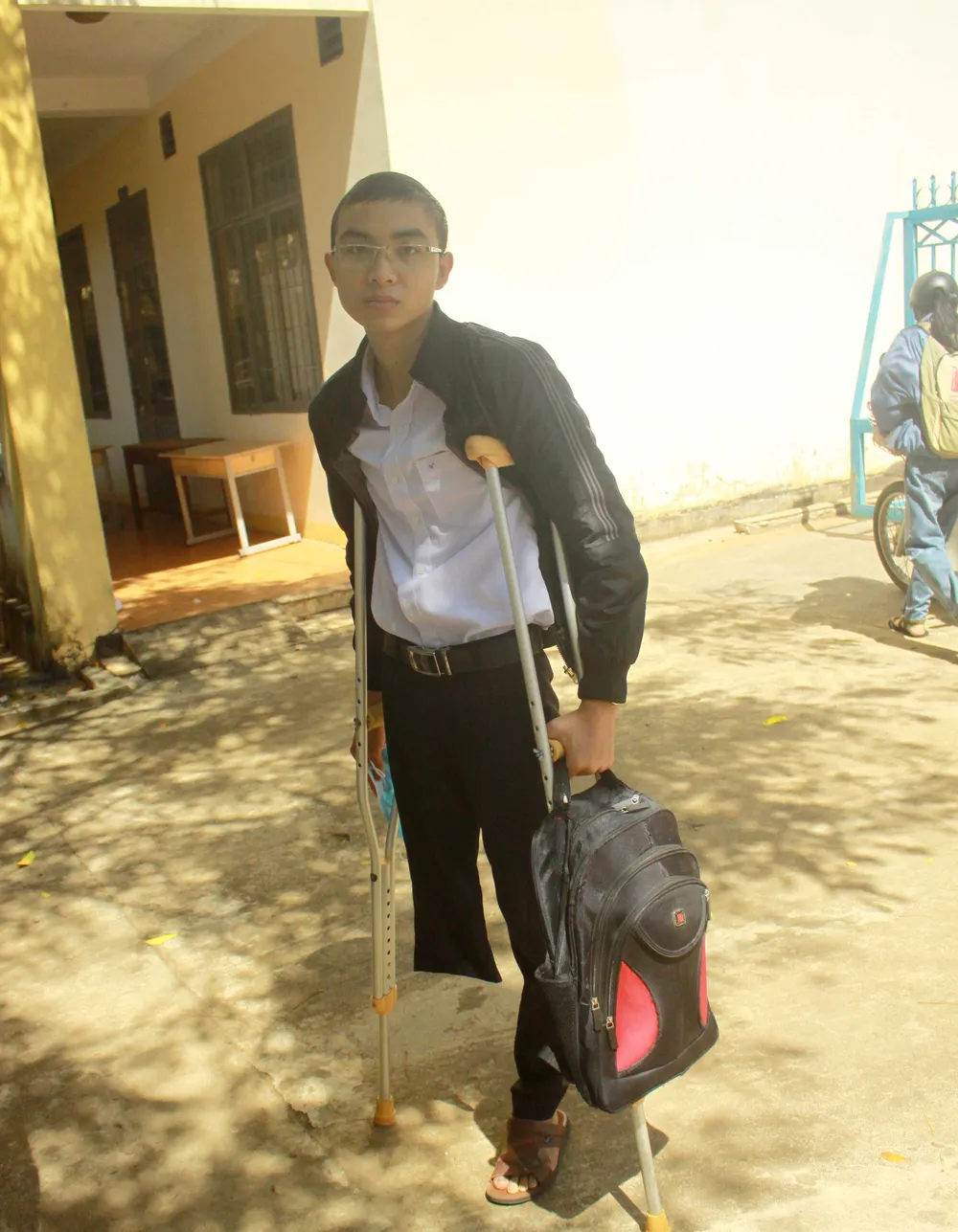 TPHCM: Thí sinh thoải mái bước vào môn thi đầu tiên của kỳ thi tốt nghiệp THPT năm 2020 ảnh 11