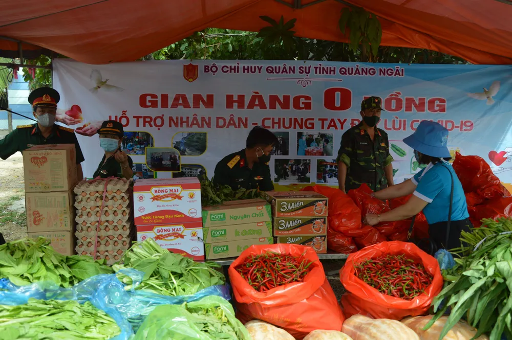 Quảng Ngãi: “Gian hàng 0 đồng” thắm tình quân dân ảnh 2