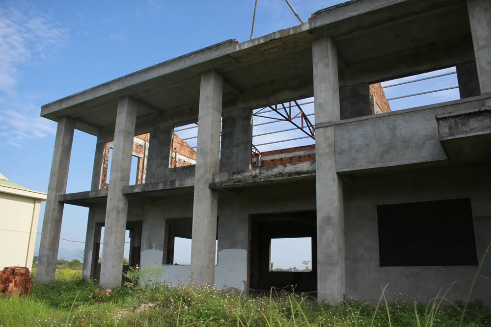 Trung tâm dạy nghề kiểu mẫu ở Quảng Ngãi xây 10 năm chưa xong ảnh 3 Trung tâm dạy nghề kiểu mẫu ở Quảng Ngãi xây 10 năm chưa xong ảnh 3