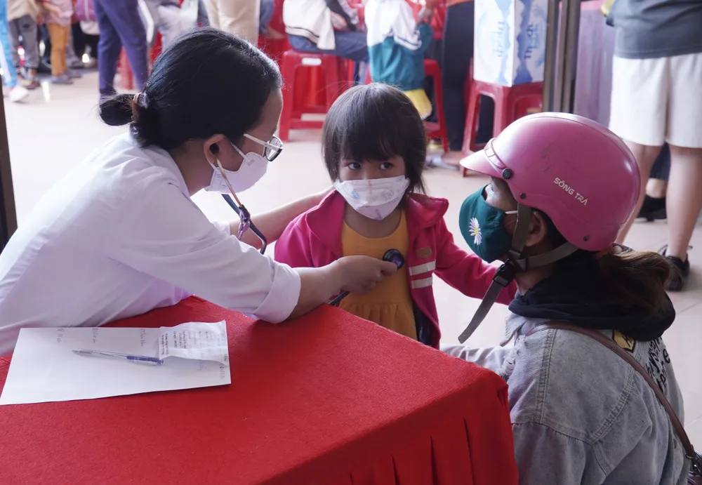 Quảng Ngãi: Khám sàng lọc bệnh tim bẩm sinh miễn phí cho 500 trẻ em khó khăn ảnh 3 Quảng Ngãi: Khám sàng lọc bệnh tim bẩm sinh miễn phí cho 500 trẻ em khó khăn ảnh 3