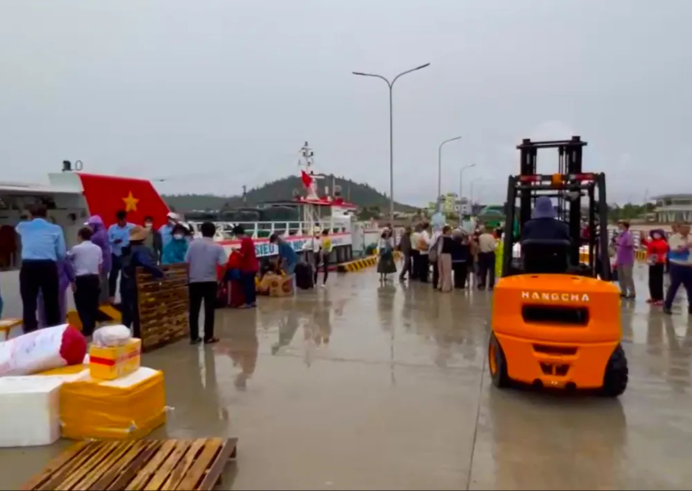 Đưa Cảng Bến Đình vào khai thác vận hành thử nghiệm ảnh 3