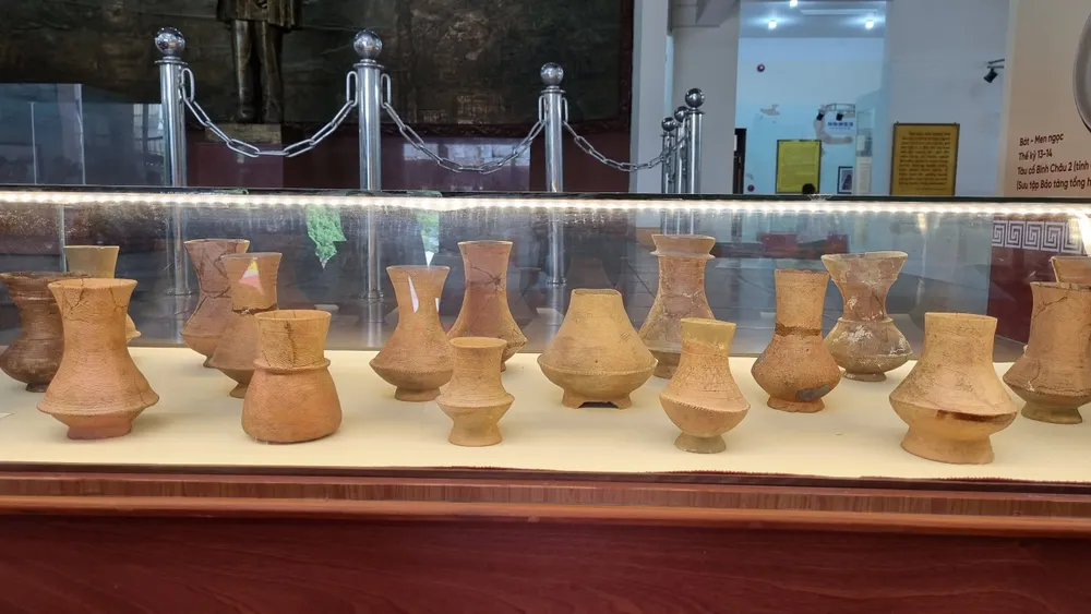 Triển lãm “Tinh hoa di sản từ những con tàu cổ - Bảo vật Quốc gia” ảnh 2