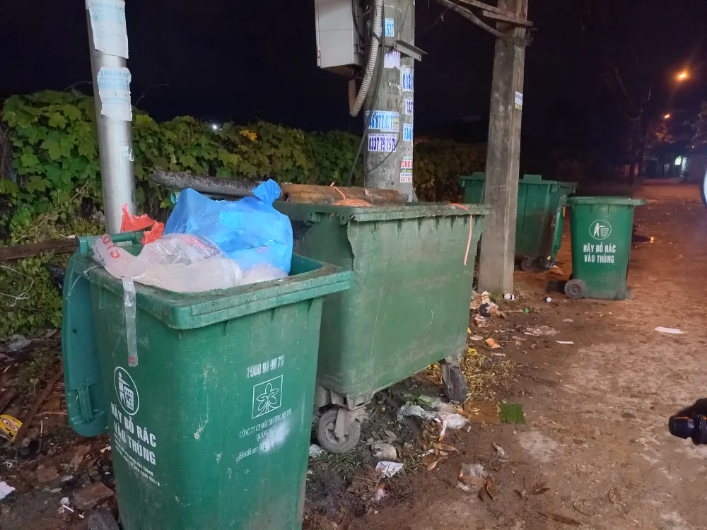 Sau gần 2 ngày rác ùn ứ, nhà máy ở Quảng Ngãi hoạt động trở lại ảnh 2 Sau gần 2 ngày rác ùn ứ, nhà máy ở Quảng Ngãi hoạt động trở lại ảnh 2