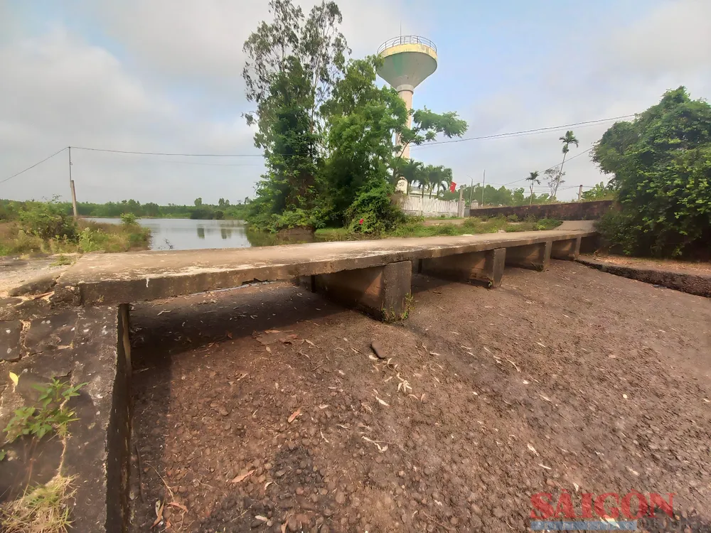 Trữ lượng nước từ hồ chứa nước Hòa Hải xuống thấp. Ảnh: NGUYỄN TRANG Trữ lượng nước từ hồ chứa nước Hòa Hải xuống thấp. Ảnh: NGUYỄN TRANG