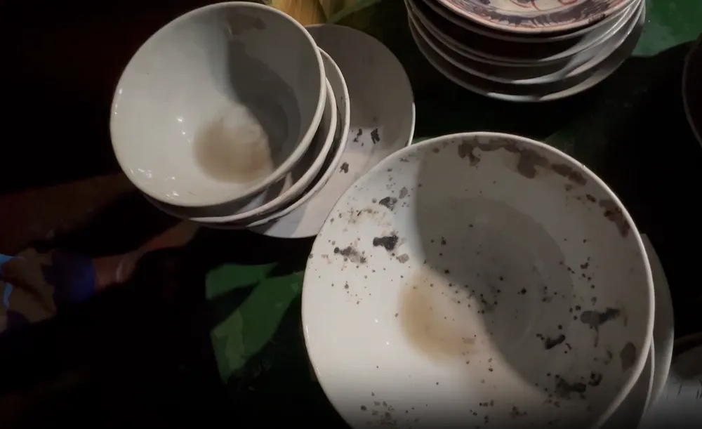 Đồ gốm thu giữ Đồ gốm thu giữ