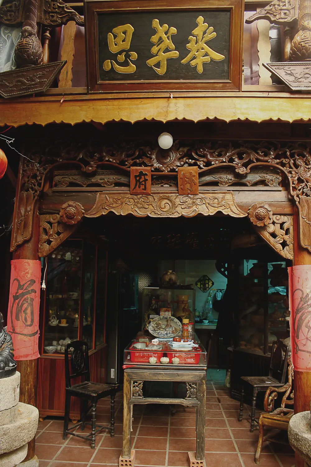 Một ngôi nhà cổ. Ảnh: NGUYỄN TRANG