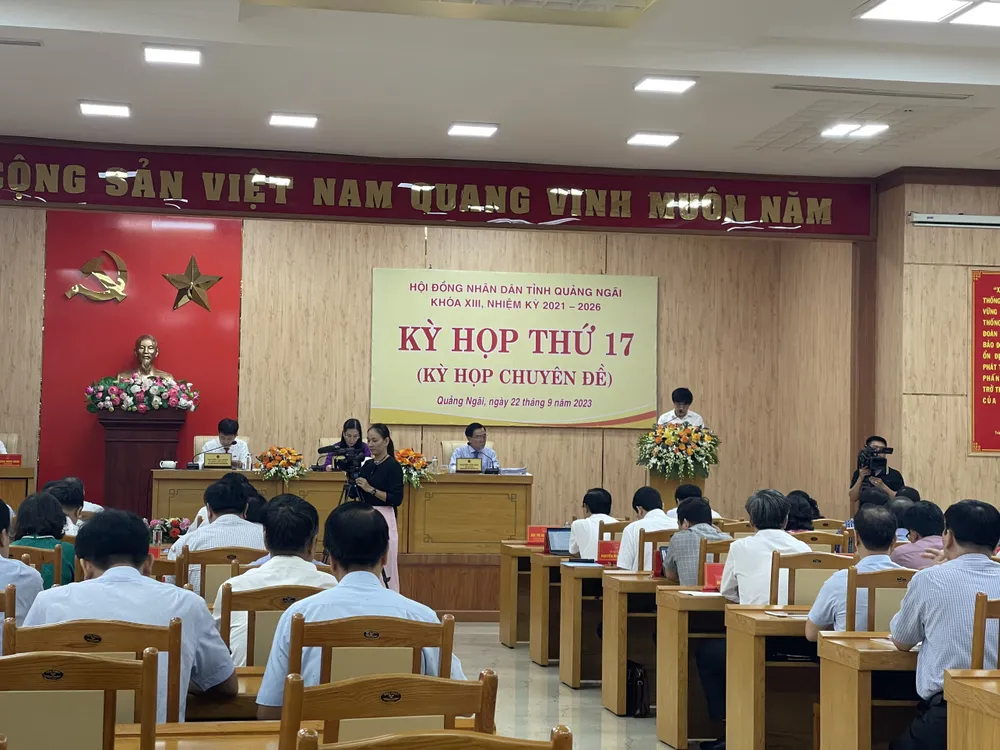 Kỳ họp thứ 17 của HĐND tỉnh Quảng Ngãi khóa XIII, nhiệm kỳ 2021-2026 Kỳ họp thứ 17 của HĐND tỉnh Quảng Ngãi khóa XIII, nhiệm kỳ 2021-2026