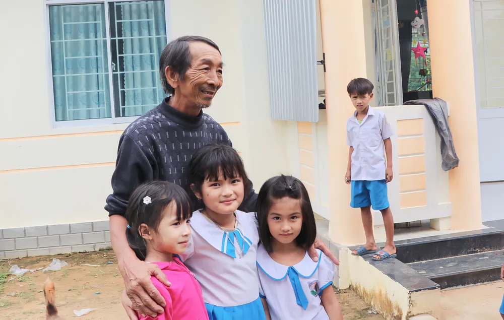 Ông Bùi Văn Anh (74 tuổi, thôn Thọ An, xã Bình An, huyện Bình Sơn, tỉnh Quảng Ngãi)