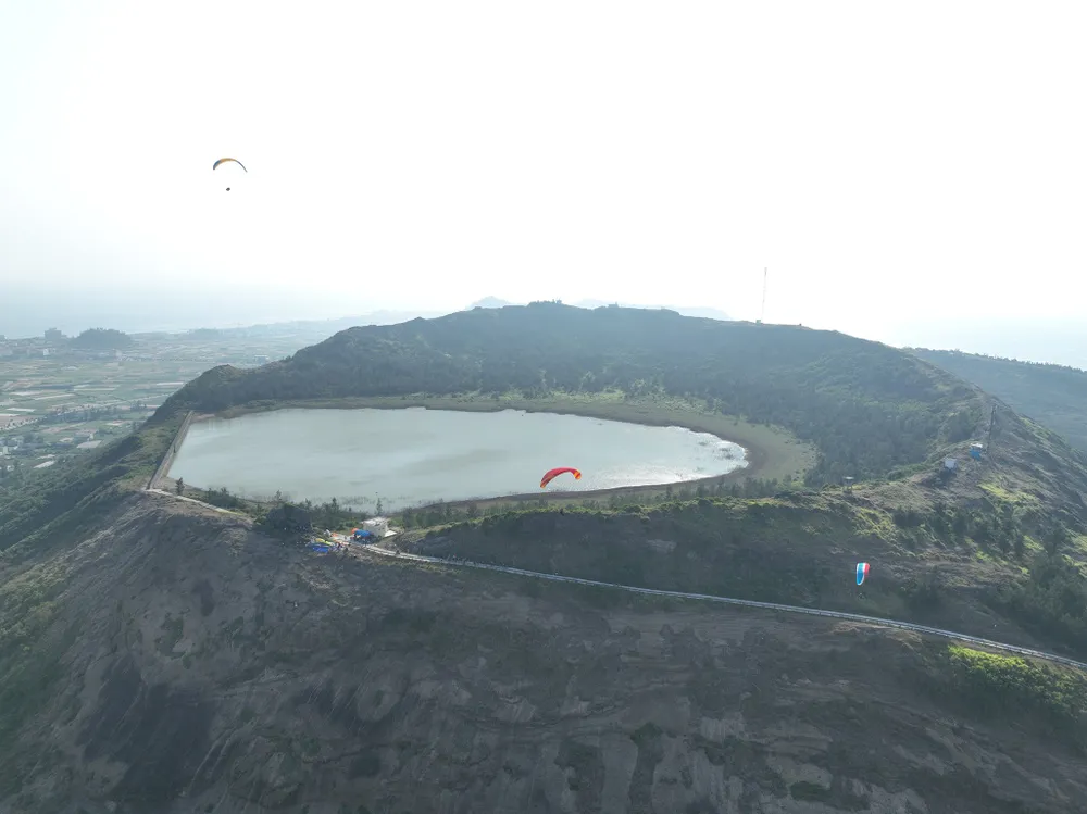 Đỉnh núi Thới Lới, huyện đảo Lý Sơn, tỉnh Quảng Ngãi. Ảnh: HỮU DANH