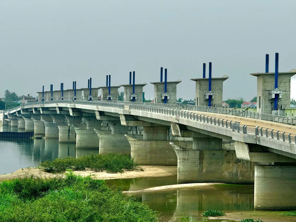 Dự án đập dâng hạ lưu sông Trà Khúc "dang dở' sau nhiều năm Vướng mắc giải phóng mặt bằng dự án Đập dâng hạ lưu sông Trà Khúc, Quảng Ngãi