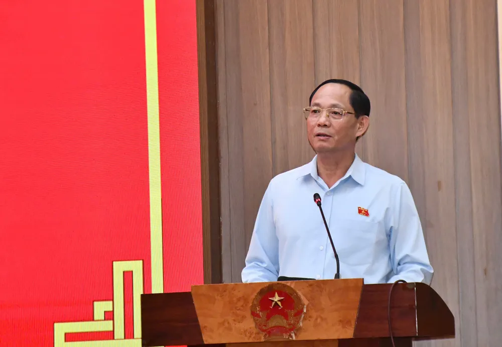 Phó Chủ tịch Quốc hội Trần Quang Phương phát biểu cử tri (4).jpg