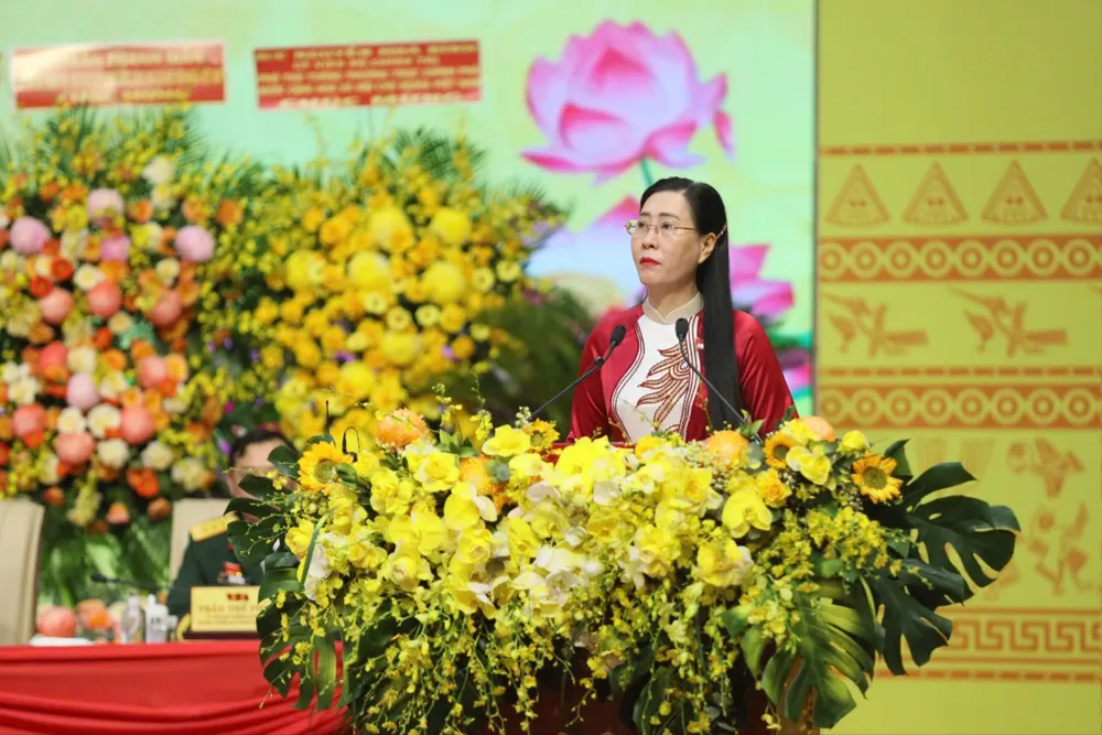 Đồng chí Bùi Thị Quỳnh Vân, Bí thư Tỉnh ủy Quảng Ngãi, phát biểu bế mạc. Ảnh: BTC bế mạc (3).jpg
