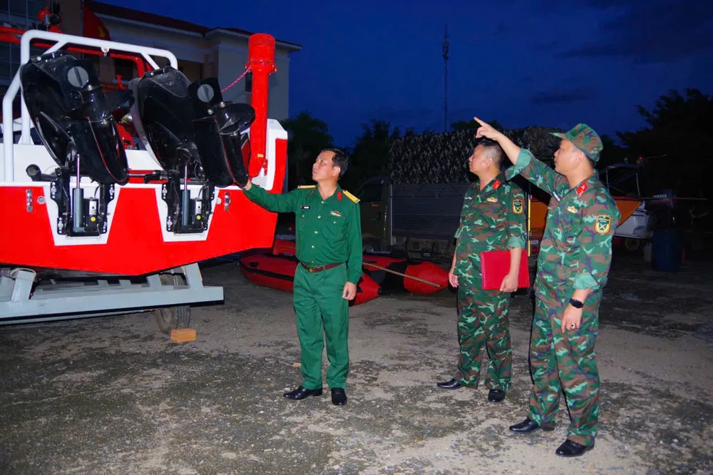 Mobilisering av fordon för att delta i storminsats nr 13 quân sự (9).jpg