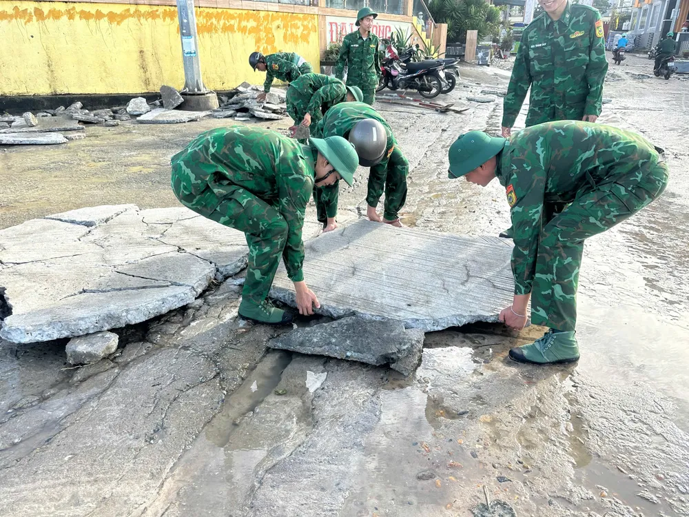 ĐỒN BP LÝ SƠN (7).jpg