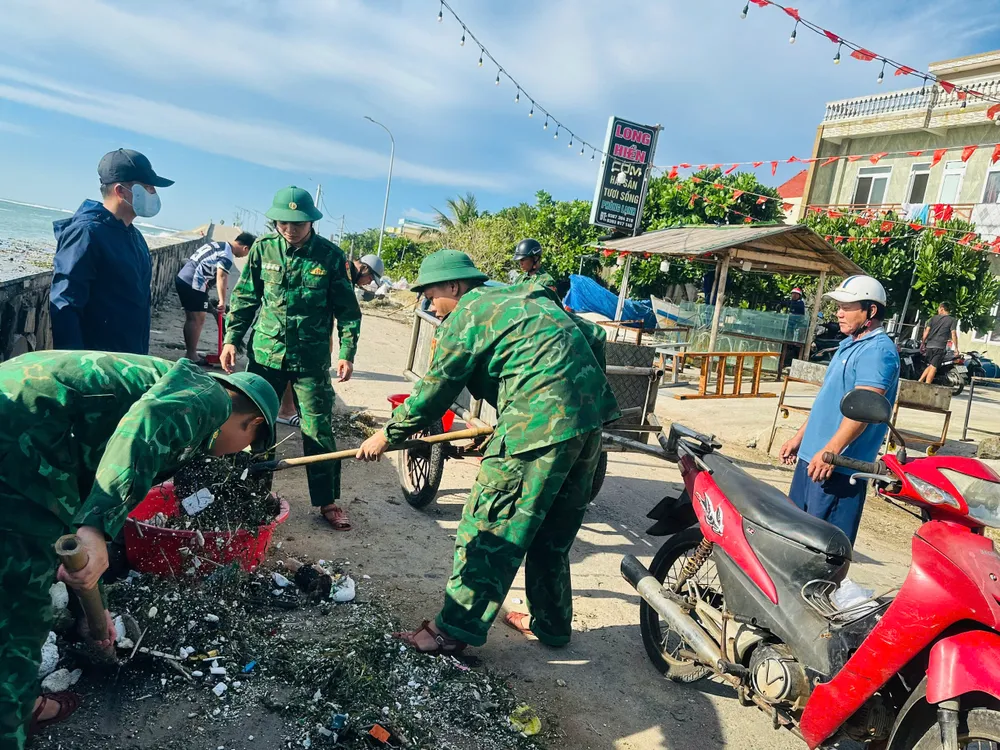 Ly Son gränsbevakningsstation öppnades på morgonen den 8 november ra quân (35).jpg