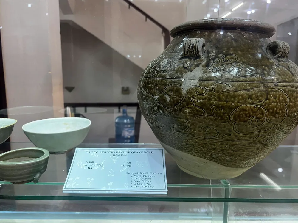 tau co 2 (1 of 1).jpg