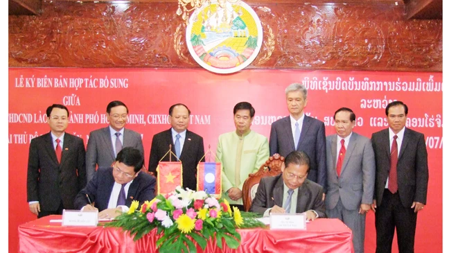 Đoàn đại biểu cấp cao TPHCM chào xã giao lãnh đạo nước CHDCND Lào ảnh 7 Đoàn đại biểu cấp cao TPHCM chào xã giao lãnh đạo nước CHDCND Lào ảnh 7