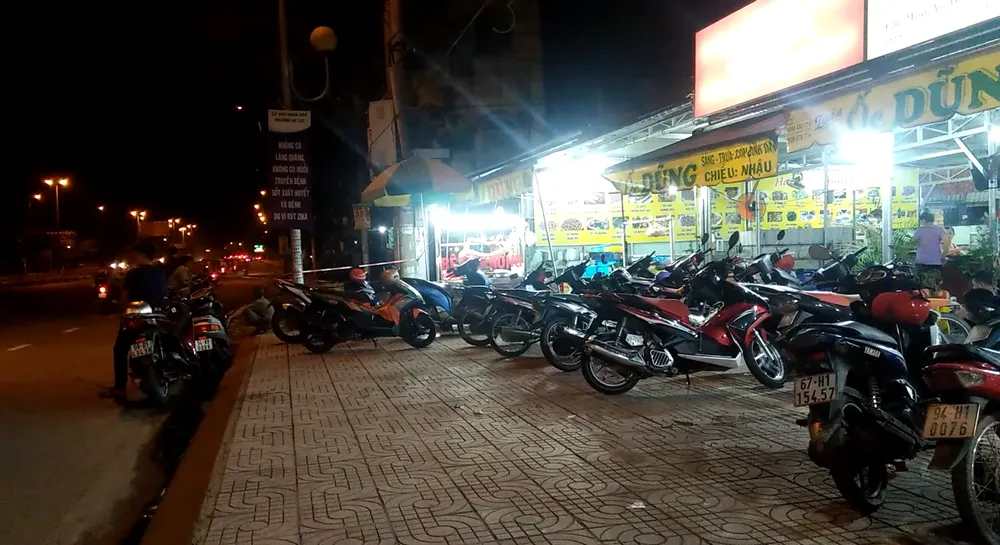 2 kẻ lạ mặt đâm tử vong nhân viên quán ốc ảnh 1