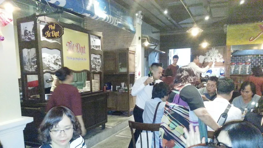 Thêm một điểm đến trên phố đi bộ Nguyễn Huệ ảnh 3