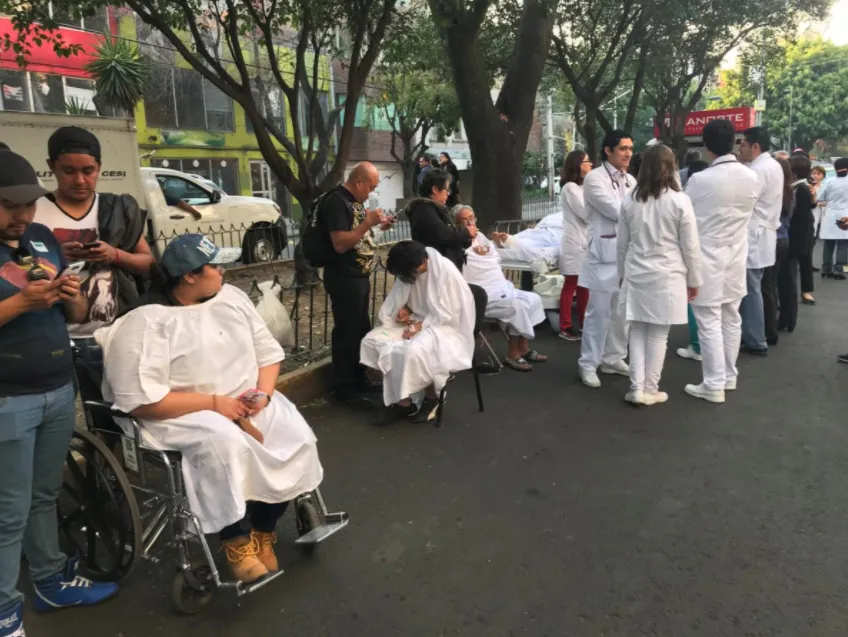 Động đất mạnh 7,2 độ Richter rung chuyển miền Nam Mexico ảnh 4